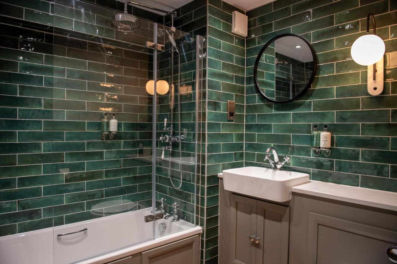 The Red Lion Inn By Chef & Brewer Collection Todwick Exteriör bild
