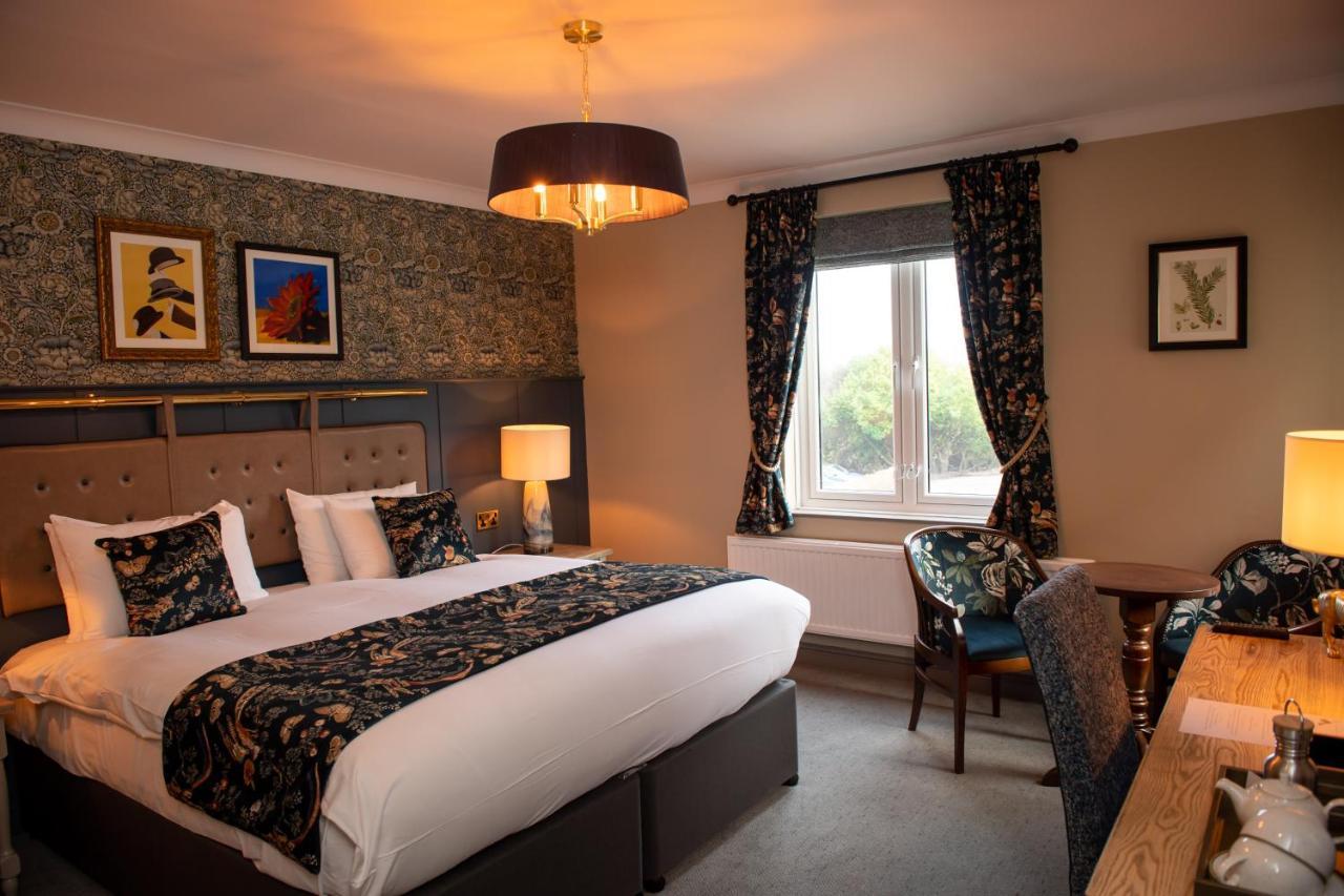 The Red Lion Inn By Chef & Brewer Collection Todwick Exteriör bild