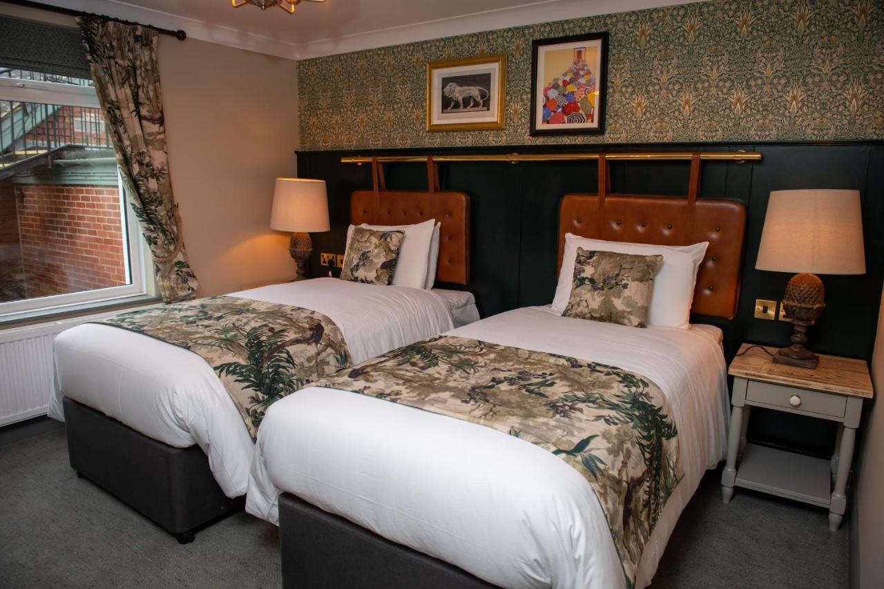 The Red Lion Inn By Chef & Brewer Collection Todwick Exteriör bild