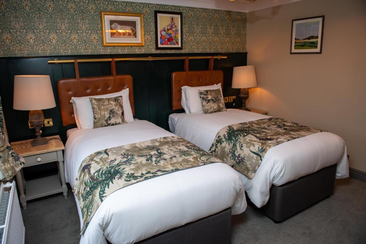 The Red Lion Inn By Chef & Brewer Collection Todwick Exteriör bild