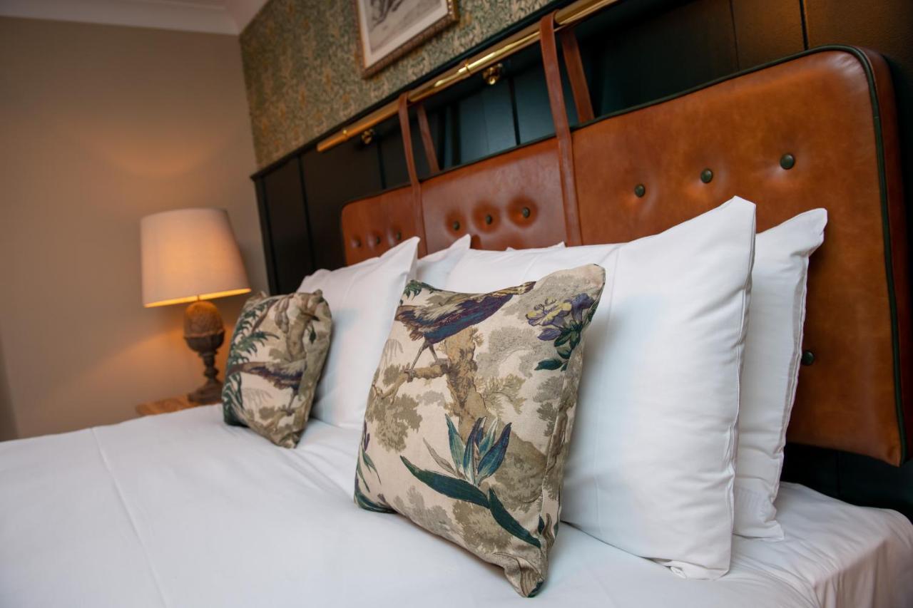 The Red Lion Inn By Chef & Brewer Collection Todwick Exteriör bild