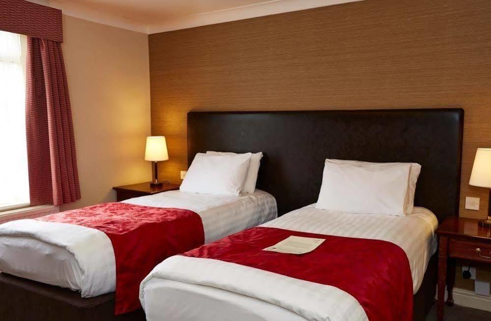 The Red Lion Inn By Chef & Brewer Collection Todwick Exteriör bild